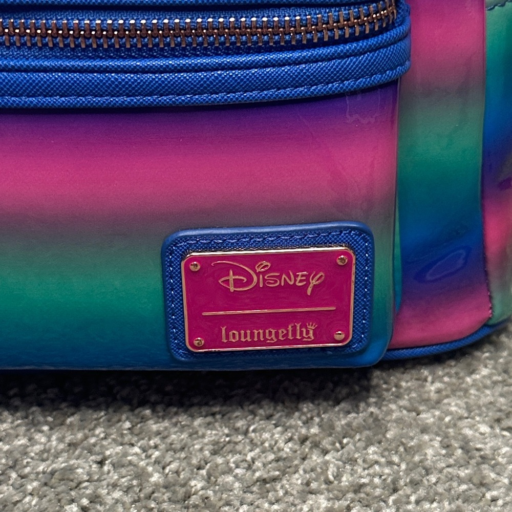 NWT Loungefly Disney Minnie Mouse multicolored backpack - Picture 5 of 6